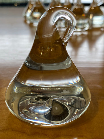 Sculpture: Crystal Kiss